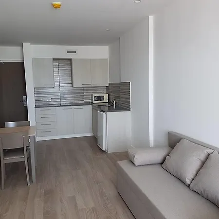 Melini Apartahotel 3*