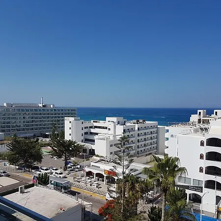 Melini بروتاراس