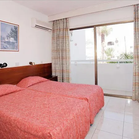 Melini شقة فندقية 4*