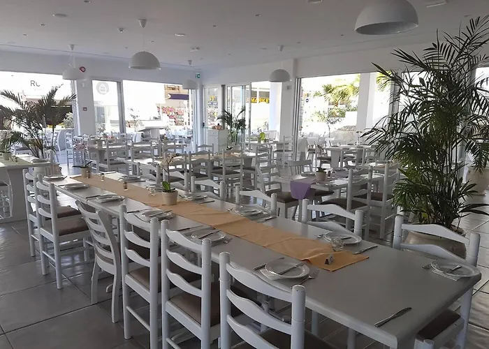Melini Aparthotel