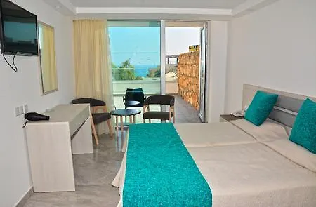 Melini Aparthotel 4*