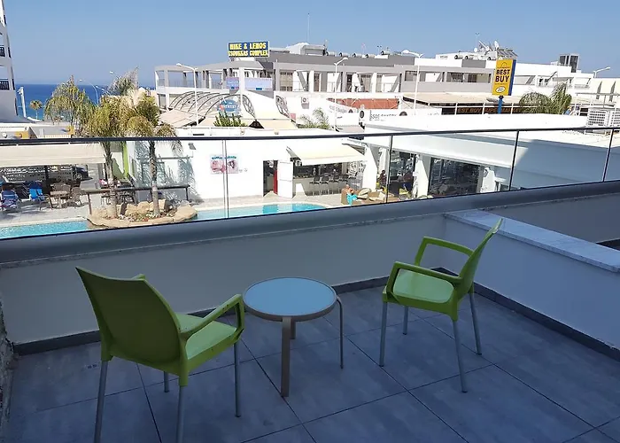 Ξενοδοχείο με διαμερίσματα Melini 4*