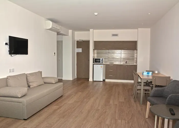 Melini Aparthotel 4*