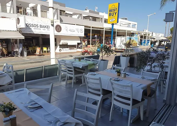 Melini Aparthotel 4*