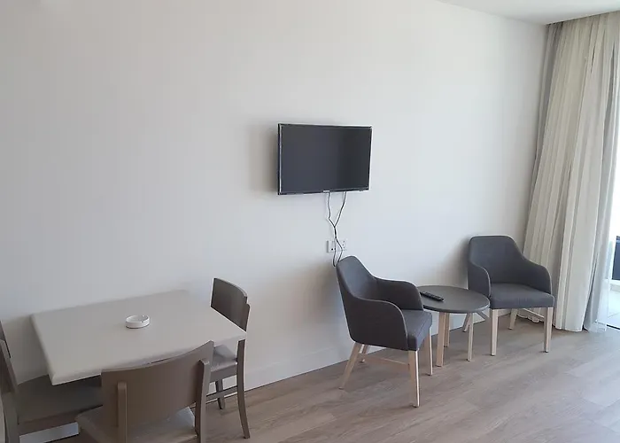 Aparthotel Melini 4*